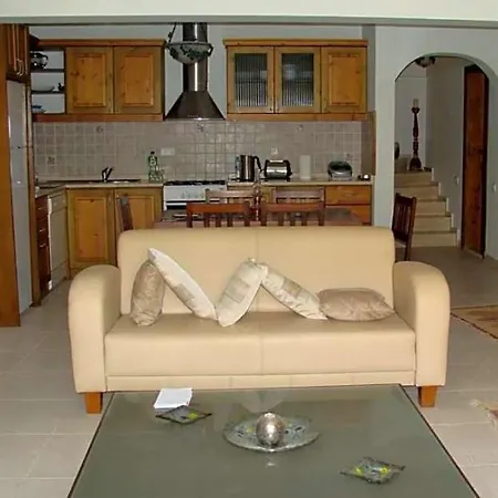 Sleeps 8 Pool Air Con Wifi فيلة *
